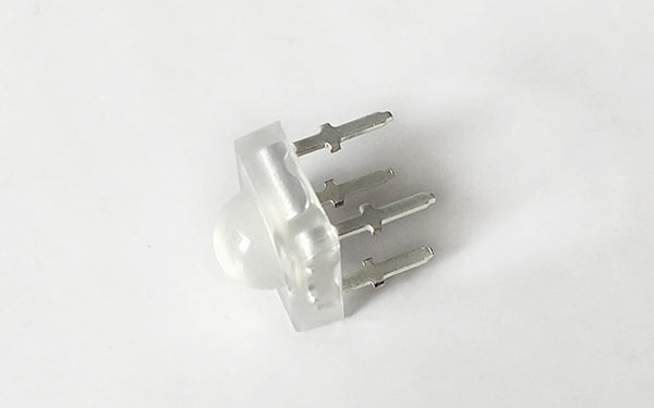 F5霧狀食人魚白光單芯燈珠 F5霧狀食人魚白光單芯燈珠